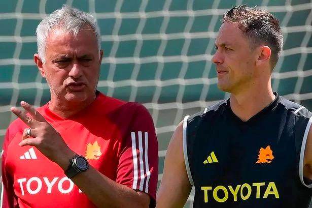 1693627955371032623.jpg 1693627812198.jpg