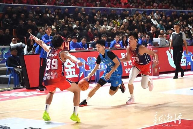 stake.com-约3500张票半小时售罄！“湘BA”湘潭主场一票难求|体育比赛|球迷|赛事|门票|数据_新浪体育_新浪新闻